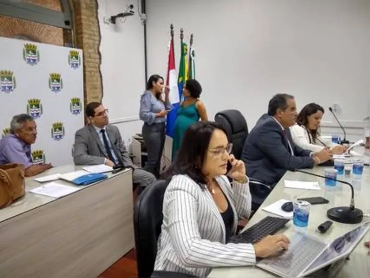 Imagem ilustrativa da imagem AUDIÊNCIA NA CÂMARA DISCUTE ALÍQUOTA PREVIDENCIÁRIA