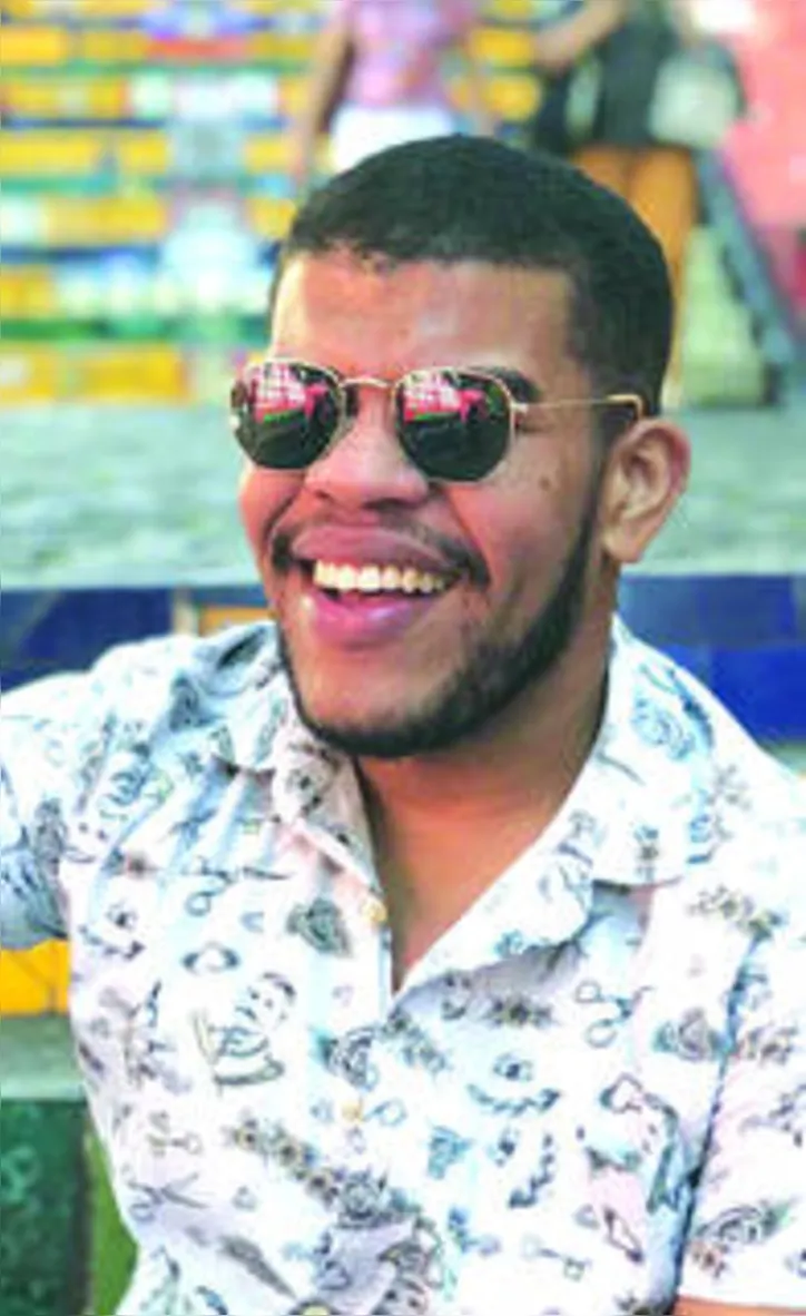 O arquiteto ANTONYONE PEREIRA também assina espaço cheio de personalidade na virada de showroom da Fabricatto