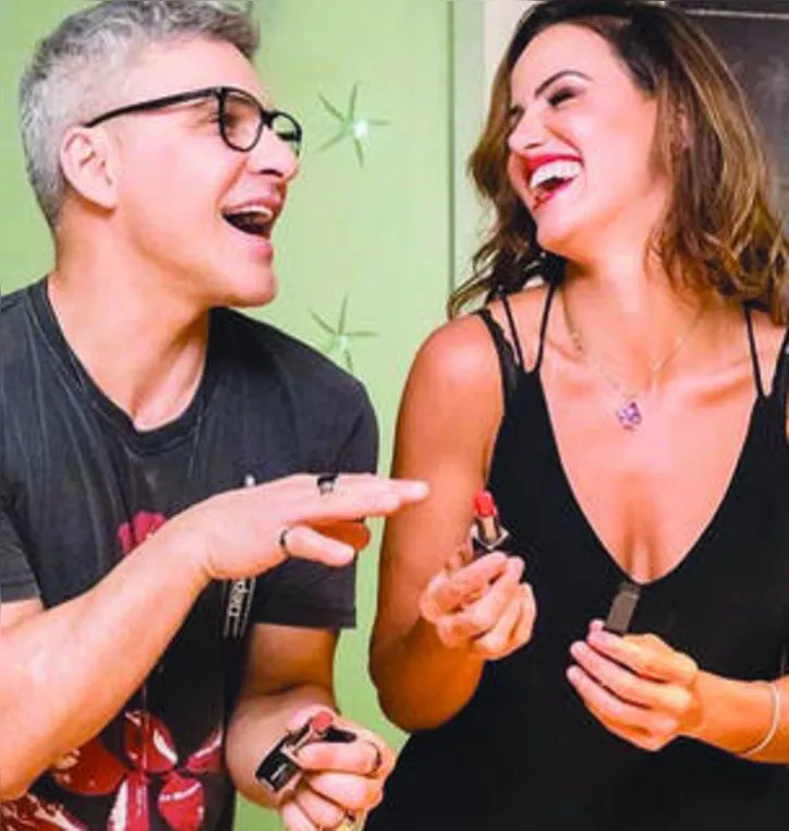 No melhor estilo ‘unha+cutícula’, SADI CONSATI e MÔNICA LYRA em recente beauty meeting