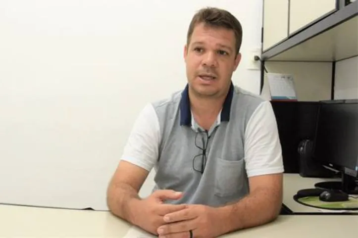 Especialista diz que bagagem emocional de cada sujeito vai definir como cada pessoa passa pela quarentena

Everton Calado diz que traumas dependerão do lugar que ocupamos durante a crise