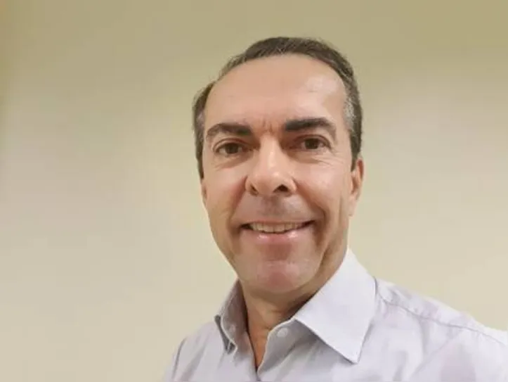 JOALDO CAVALCANTE, com nova idade nesta segunda-feira(10/08), é o diretor de Comunicação do Poder Legislativo de Alagoas, onde prepara a nova edição do projeto “Memórias Legislativas”, com apresentação do historiador Douglas Apratto Tenório