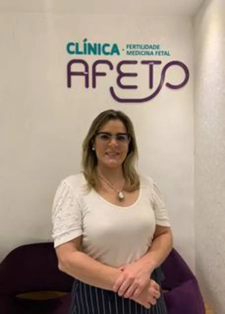 JULIANA COTRIM, médica referência na área de Reprodução em Alagoas, estará à frente de uma live na próxima quinta-feira com o tema “Preservação da Fertilidade”