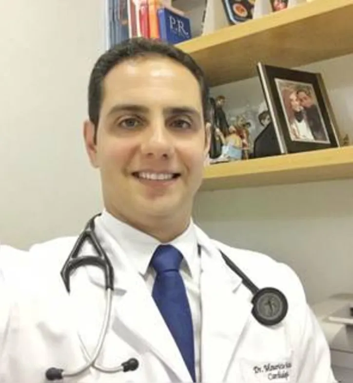 MAURÍCIO MACIAS, cardiologista clínico do Hapvida Maceió e membro da Sociedade de Cardiologia de Alagoas, comemora no próximo domingo (26) o Dia Nacional de Combate e Prevenção à Hipertensão Arterial e alerta para os cuidados com a saúde do coração