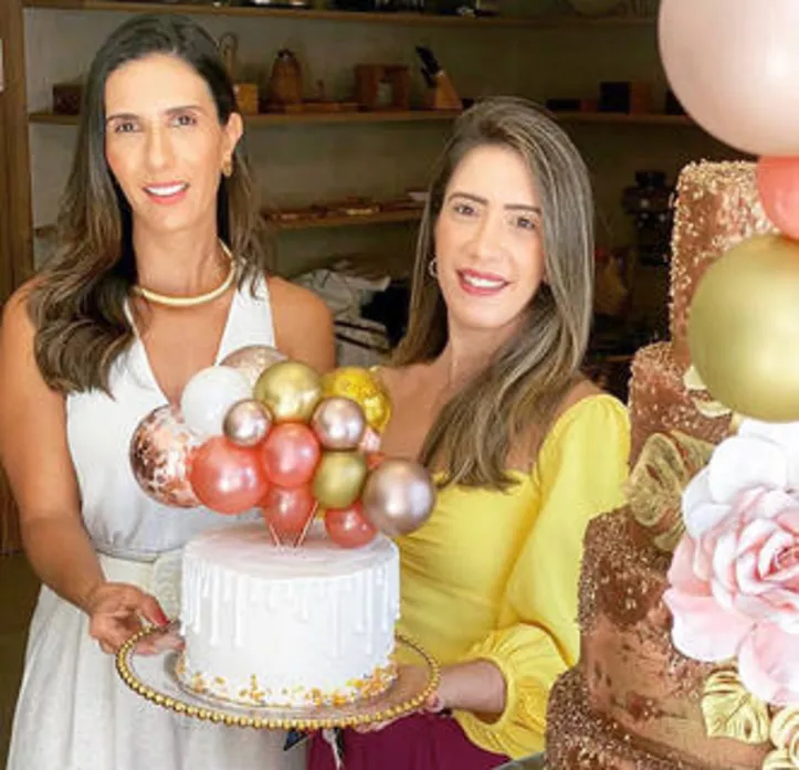 MARIANA+BIA VASCO brindaram o primeiro ano da Mabi - com direito a bolo e tudo!