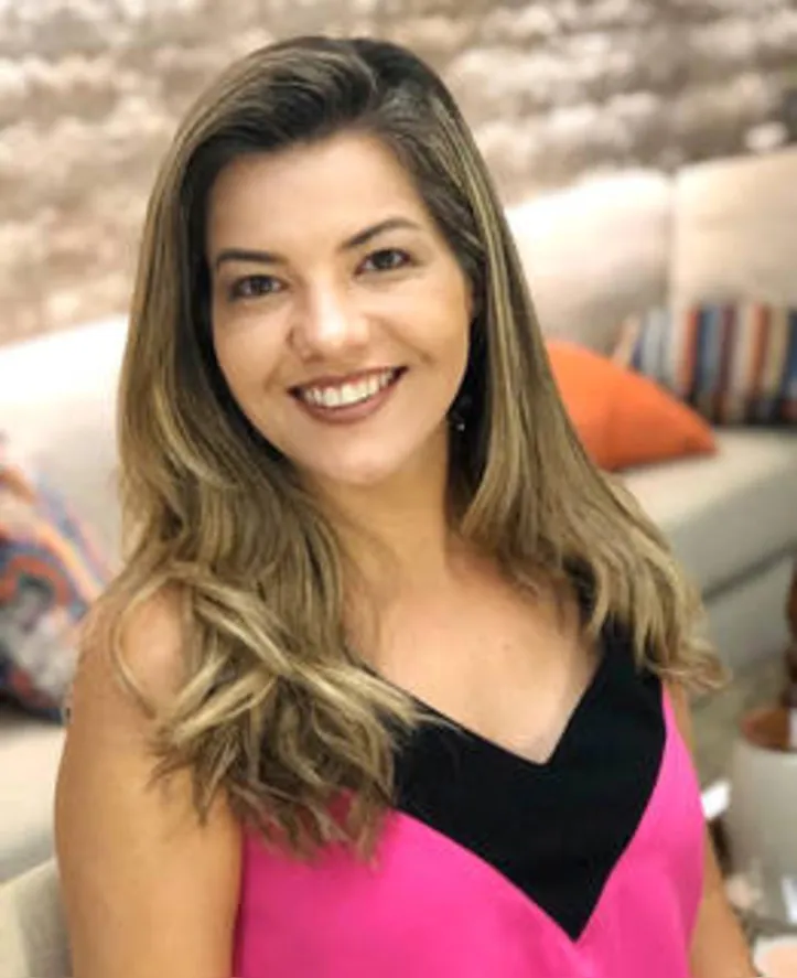 Uma das mais renomadas arquitetas de sua geração em Alagoas, CRIS NUNES foi a aniversariante mais lembrada de ontem