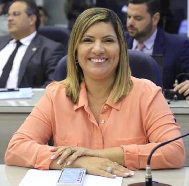 Câmara aprova indicação da Vereadora ANA HORA para que Unidades Sentinelas ampliem horário de atendimento