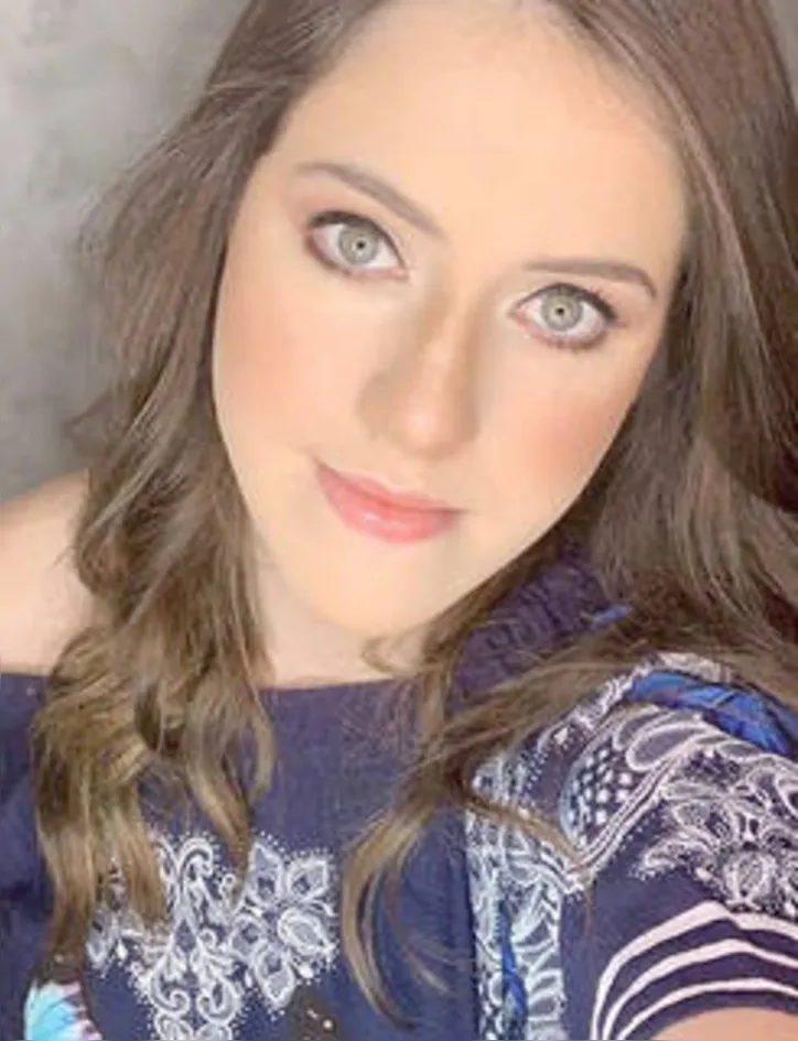 Cercada do carinho da família, a deputada CIBELE MOURA foi a aniversariante mais celebrada do último weekend