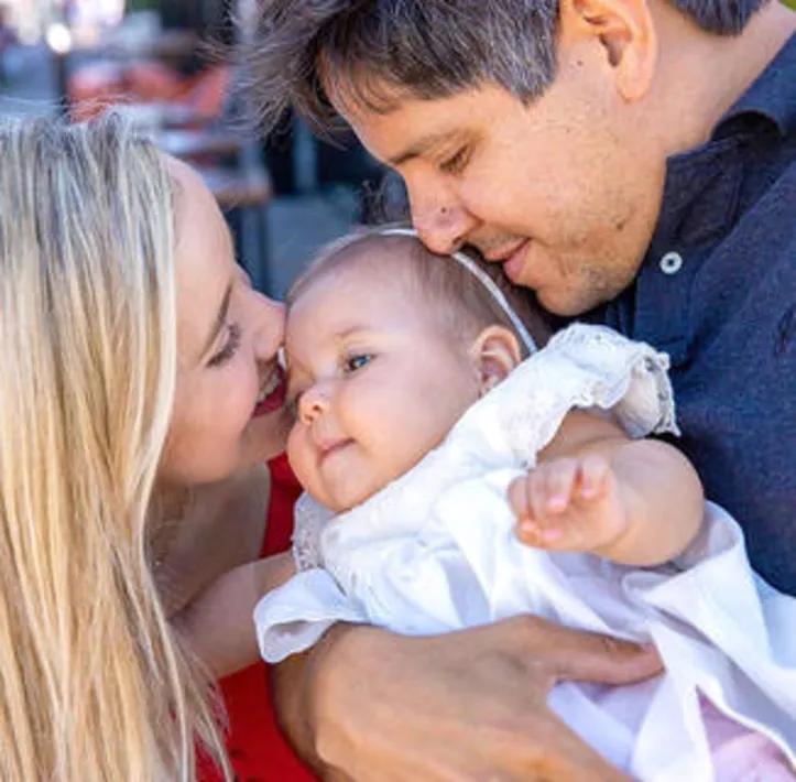 PAIS+FILHOS Enquanto MARCIO VALENÇA chegou aos 3.6, a fofíssima MALU completou 10 meses...