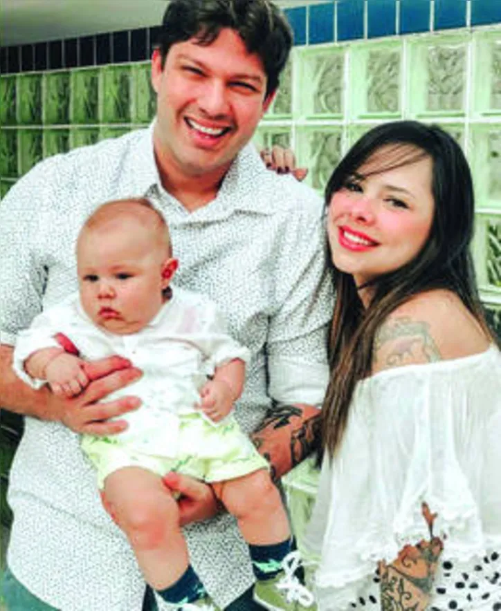 No melhor estilo ‘expectativaXrealidade’ LUIZ FELIPE BARI+RAFA KISSY curtem as dores e delícias de acompanhar o crescimento do fofíssimo LUCCA