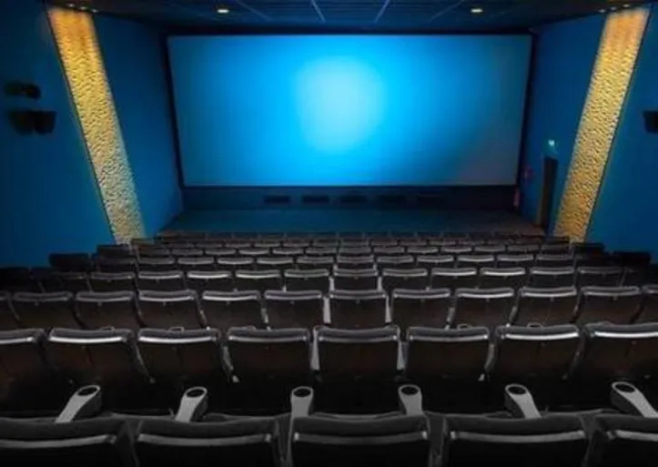 Programação dos cinemas ainda é incerta, já que tanto grandes lançamentos mundiais quando produções japonesas foram adiadas