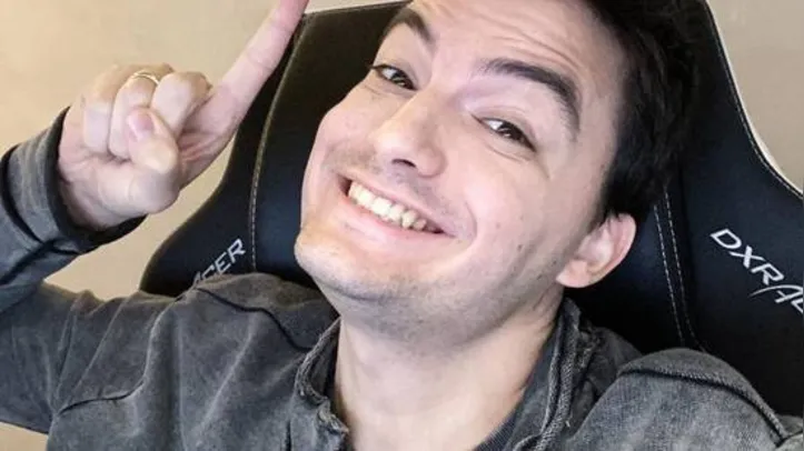 Lelipe Neto investe R$ 100 mil para ter vídeos de artistas negros em seu canal