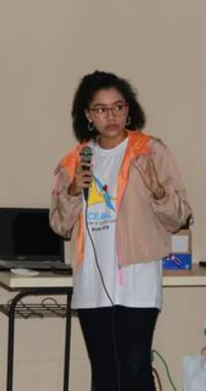 Laura começou na infância e agora cursa Bacharelado em Física

