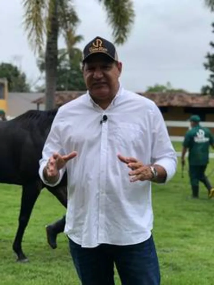 O criador e promotor do Leilão Vale Rico, CÍCERO ANDRADE, comemorou o retorno das vaquejadas e atividades comerciais do cavalo quarto de milha. Andrade realiza sábado, 26 de setembro, a 5º edição do remate em formato vitural, com quantidade limitada de convidados presenciais no Rancho Vale Rico