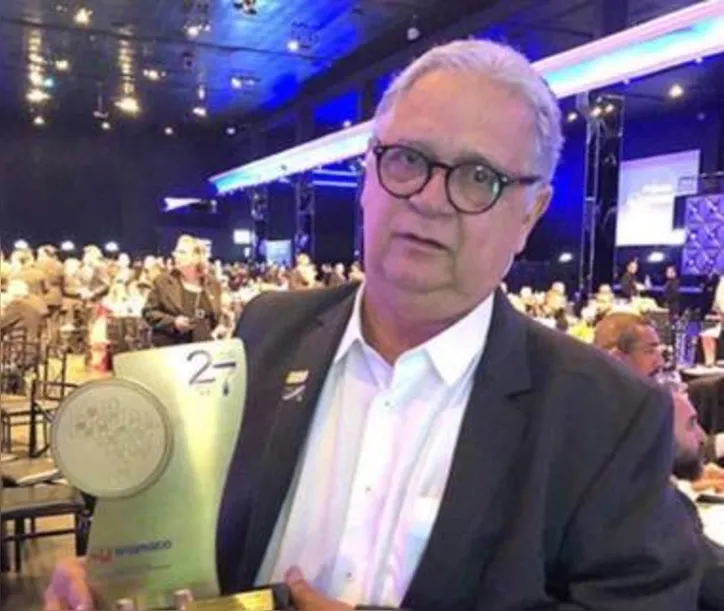 ÁLVARO MENDONÇA, diretor-presidente do grupo Carajás e uma das principais referências empresariais de Alagoas, com atuação destacada também em outros estados do Nordeste, recebe os parabéns neste sábado, 22 de agosto, pela passagem do seu aniversário