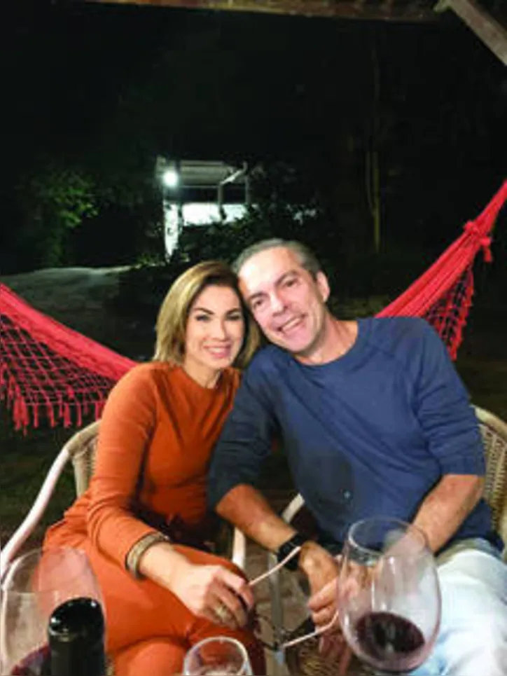 Já ESTELA NASCIMENTO+JOALDO CAVALCANTE brindam neste sábado 12 anos de casados: Bodas de seda