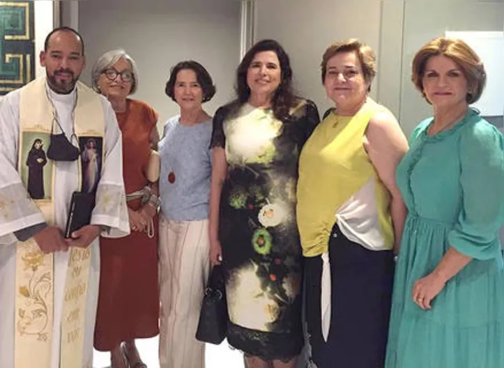 FERNANDA+ROSA GAIA recebem as arquitetas responsáveis pelo projeto, SANDRA LEAHY e CREUZA LIPPO
