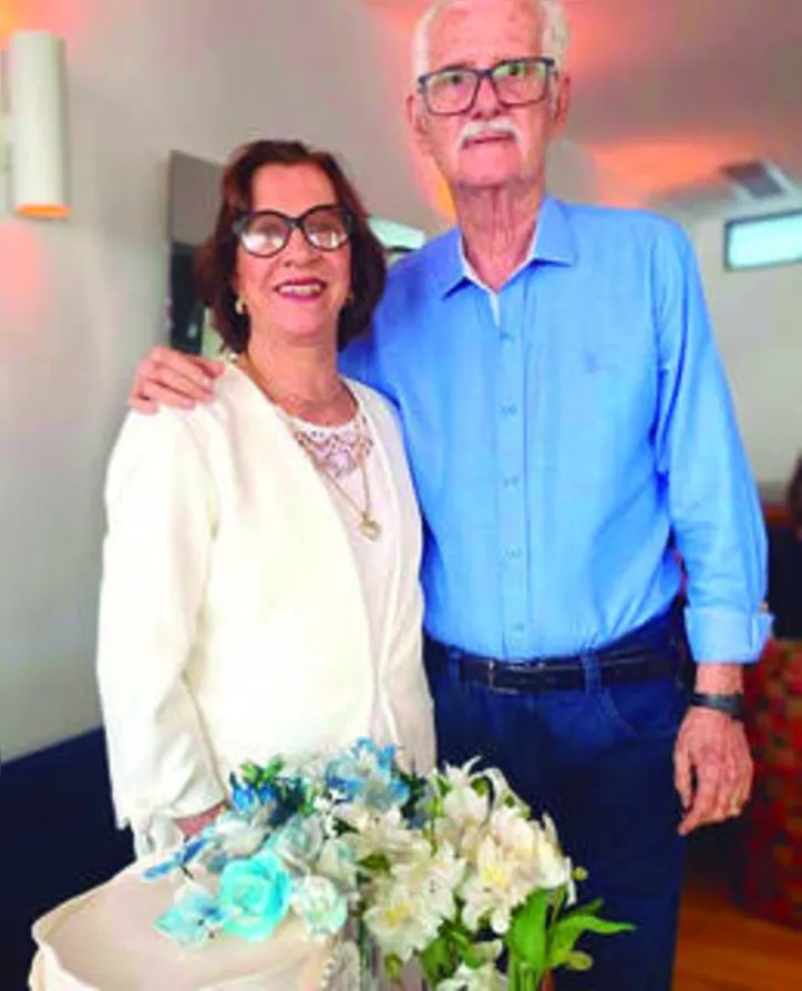Já VANINHA+RONALDO FARIAS multiplicaram a data por 10 e comemoraram bodas de diamante