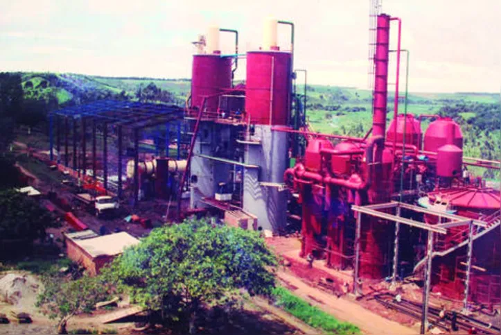 Usina entrou em operação no começo da década de 80 apenas com a produção de álcool hidratado