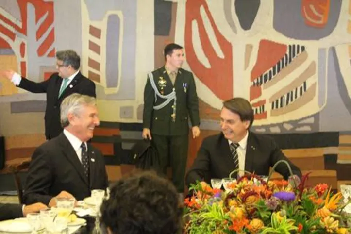 Senador FERNANDO COLLOR (Pros) e o presidente da República, JAIR BOLSONARO, no Palácio do Itamaraty, no almoço em homenagem aos formandos do Instituto Rio Branco, que comemora 75 anos de existência