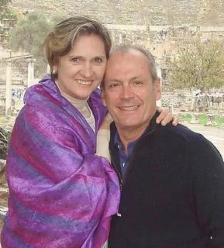Com o bem amado, Bebeto Lopes na moldura, MARTHA ACCIOLY LOPES FERREIRA promete ser a aniversariante mais lembrada de hoje