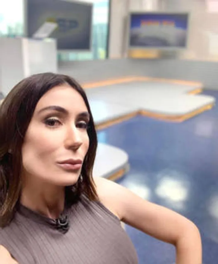 Jornalista com pedigree caeté e talento a granel, MICHELLE BARROS entrou - definitivamente - para o alto escalão da Globo