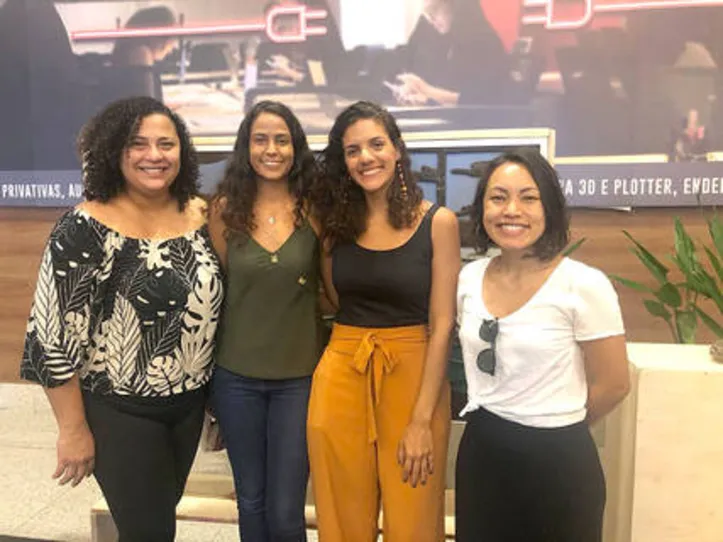 DAIANE DUPIM e o staff do Maceió Inclusiva
