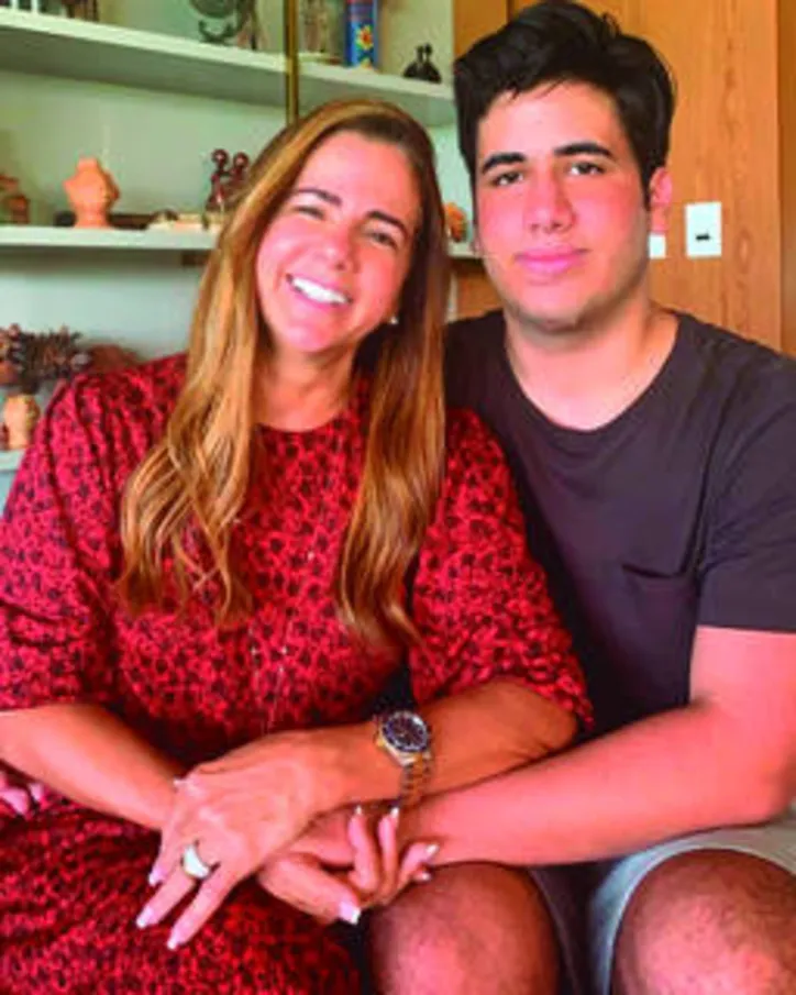 Mesma idade de DUDU, que fez mommy FABRICIA FEITOSA voltar a sorrir