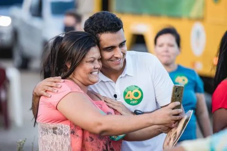 JHC lidera entre os votos espontâneos com um saldo de 37%; Gaspar tem 32% no Ibope

