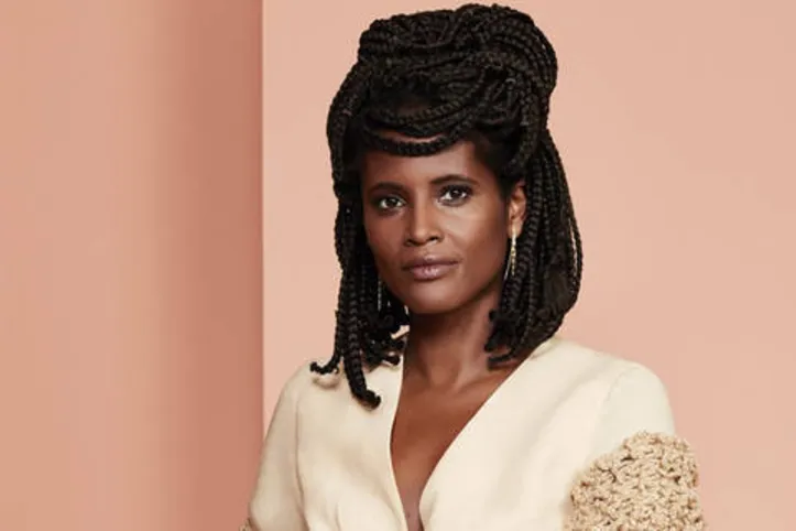 Filósofa e ativista brasileira superou clássicos em vendas na Amazon