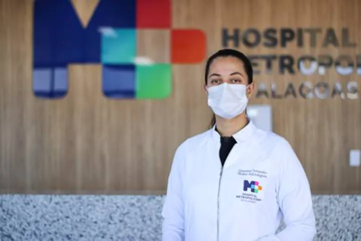 A infectologista Glauciane Fernandes diz que é perceptível internação e morte de jovens