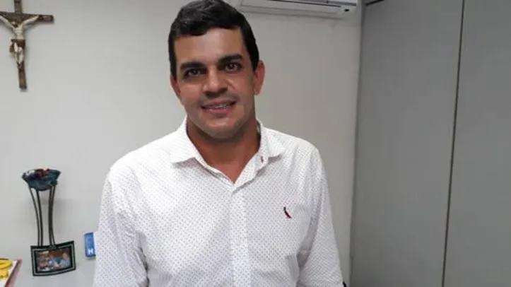 EULER MAIA, gerente de veículos novos da Fiat Mavel e referência na área automotiva em Alagoas, recebe os cumprimentos pela passagem do seu aniversário comemorado ontem, 1º de março