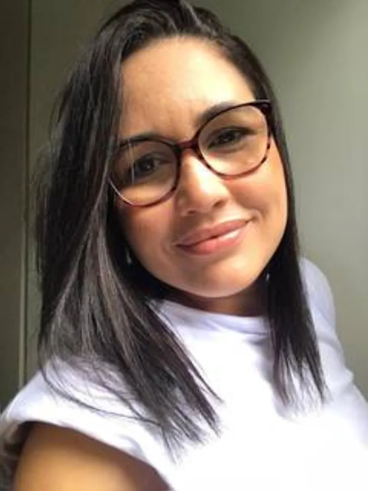 DANIELA ANDRADE, mídia da Agência Um, celebrou ontem mais uma idade nova, recebendo felicitações de familiares, amigos e do segmento da publicidade