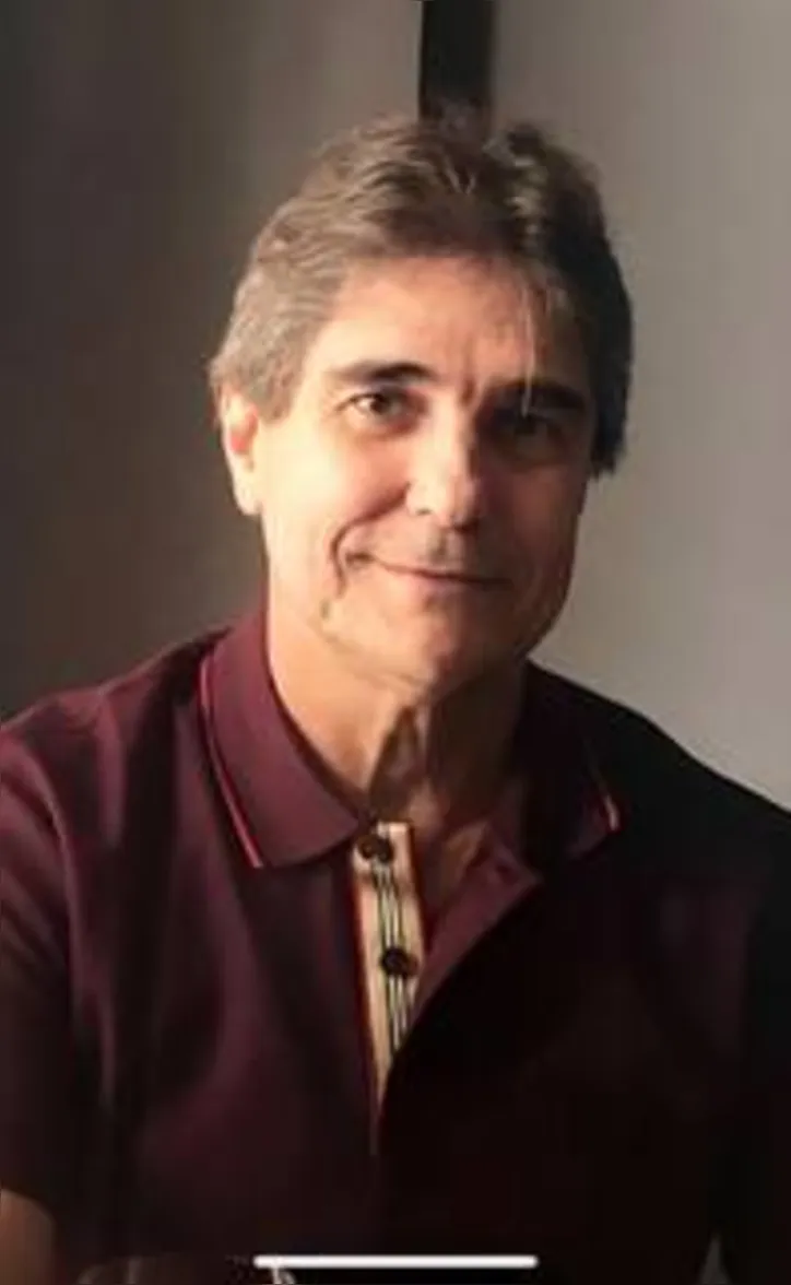 JUBSON UCHÔA, presidente da Associação das Empresas do Mercado Imobiliário de Alaogas (Ademi-AL), lançou ontem em um evento virtual o selo comemorativo que marca os 40 anos da entidade e também a edição 2021 do movimento Imóvel é Mais Negócio