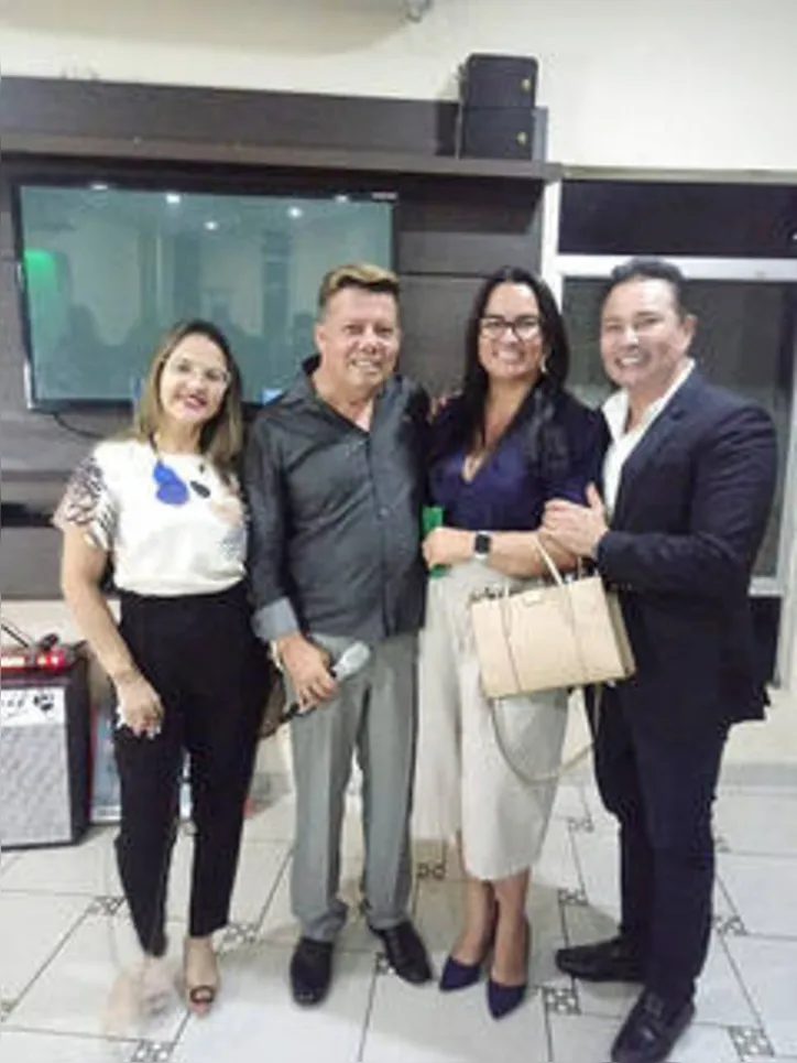 KIKA PAZ e OLGA ALVES VITAL com os anfitriões