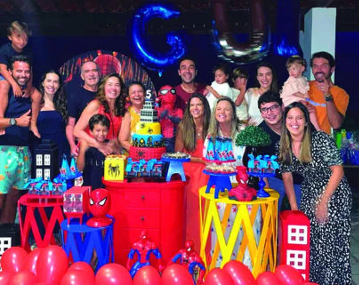 Com as famílias Vasconcelos+Bentes como testemunhas, o guapo GUI VASCONCELOS brindou seus 05 anos