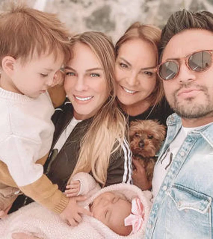 No papel de vovó+que perfeita, MIRNA PORTO corujou Vida+Valetin no México - ao lado da filha OCTAVIA e do genro GABO RAMOS