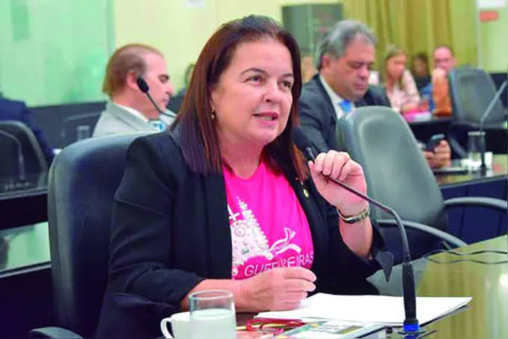 Deputada Fátima Canuto