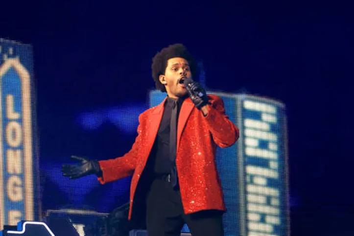 Atualmente, The Weeknd é o artista mais ouvido no mundo em diversas plataformas de música