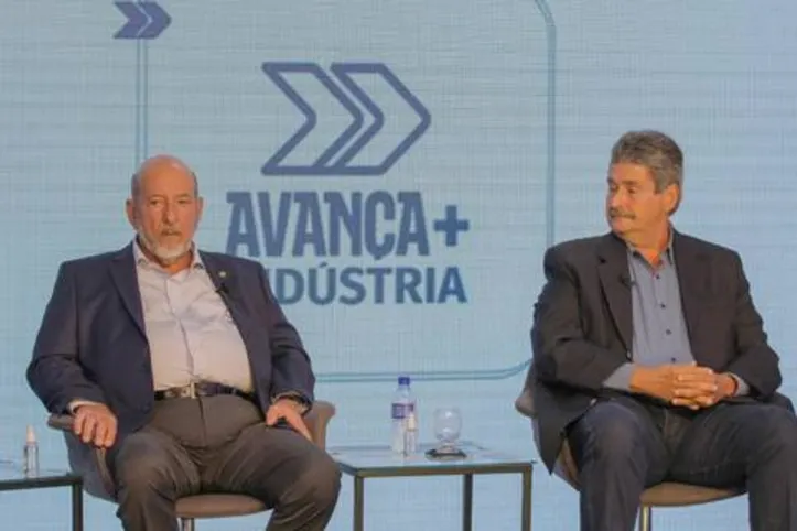 JOSÉ CARLOS LYRA, presidente da Federação das Indústrias do Estado de Alagoas ( FIEA) e JOSE DA SILVA NOGUEIRA, presidente do Conselho Deliberativo do Sebrae, lançaram na última quinta-feira o programa Avança + Indústria, uma parceria entre as entidades que tem o objetivo de fortalecer as micro e pequenas indústrias do Estado