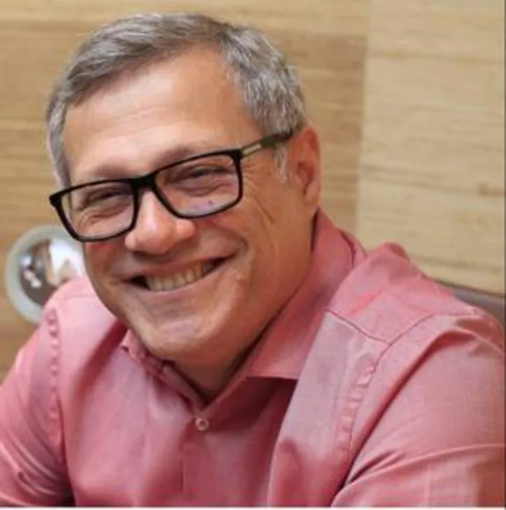 ANTÔNIO ÂNGELO, cirurgião plástico, é um dos destaques do time de cirurgiões renomados que atuam no Hospital Vida

