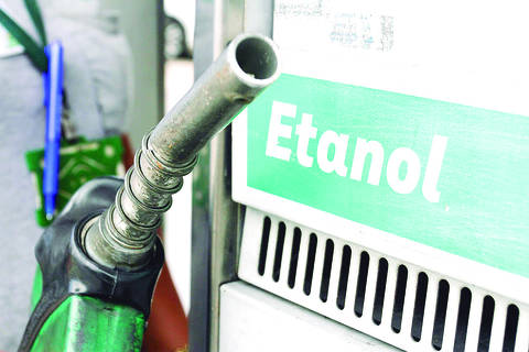 Entre os produtos do mix da cana em Alagoas, apenas o etanol teve preço abaixo do praticado no mês março 