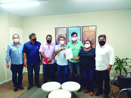Documento com as reivindicações foi entregue ao secretário de Estado