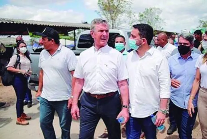 Senador Fernando Collor destacou a grandeza da exposição e o impacto positivo para a economia