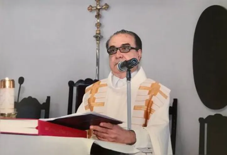 PADRE JOSÉ PETRÚCIO PRADO, pároco da Paróquia Nossa Senhora do Carmo, convida para a Festa de Nossa Senhora do Carmo, que inicia hoje e vai até sexta com extensa programação