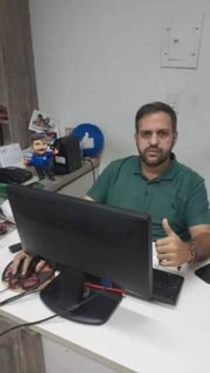 GENINHO SANTOS FILHO, diretor Conercial da Guido, comemorou idade nova na última sexta (23/07) e recebeu os parabéns pelo aniversário e pelo trabalho que realiza de fortalecimento do setor no estado