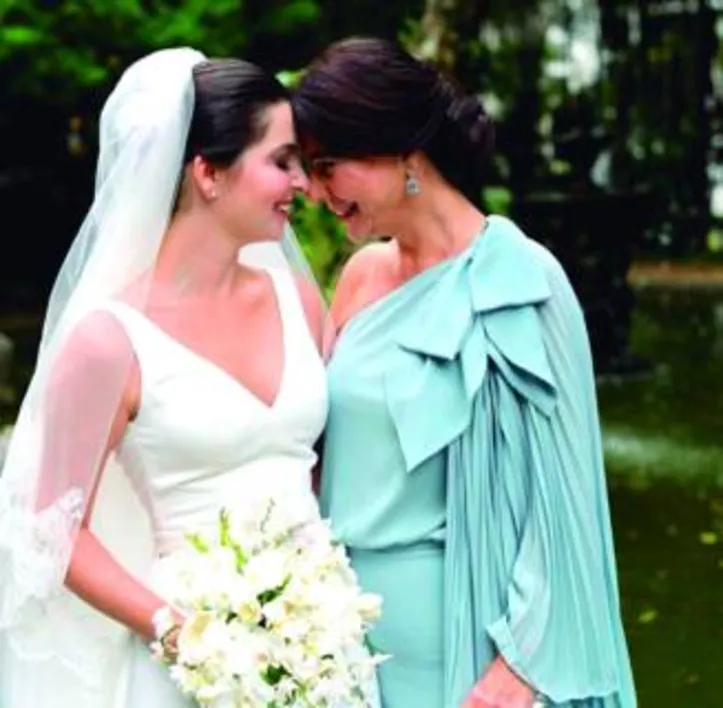 Com as bençãos de mommy LENINHA, a sweet MADU PORTO casou-se por esses dias em Sampa