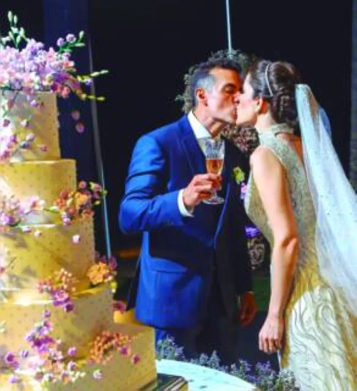 O beijo (apaixonado!) de DRI PINHEIRO+MARCOS SOARES
