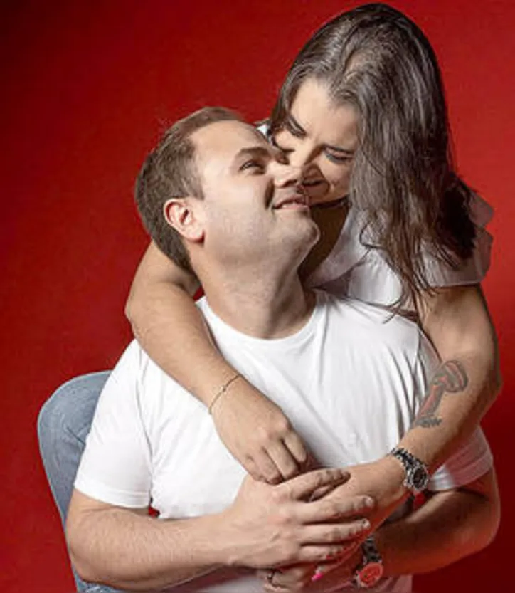 Dividindo cumplicidade e amor a granel, MARCELA MEIRELES+NEWTON PEREIRA
