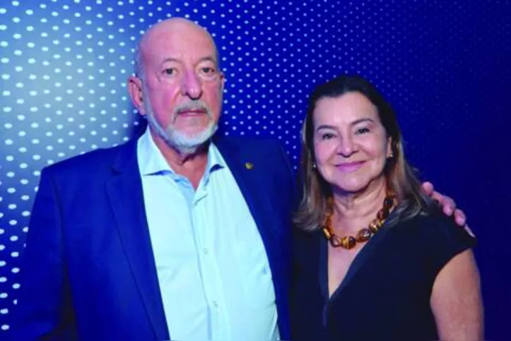 Devidamente acompanhado de sua wife, MIRIAN, o presidente da Federação das Indústrias do Estado de Alagoas - Fiea - JOSÉ CARLOS LYRA inaugurou a primeira Hub Senai de Inovação e Tecnologia do Brasil