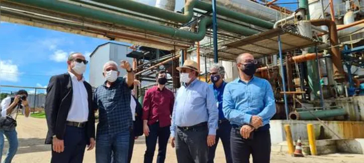 Lideranças visitam parque industrial acompanhados pelo presidente Klécio Santos